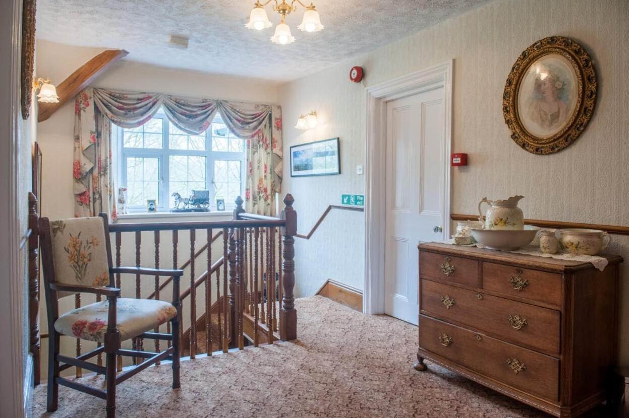 오크햄프턴 Knole Farm B&B 외부 사진