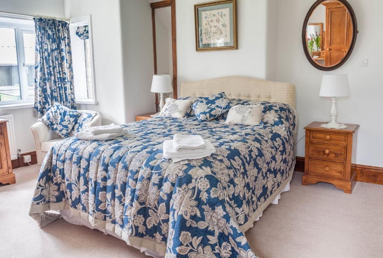 오크햄프턴 Knole Farm B&B 외부 사진