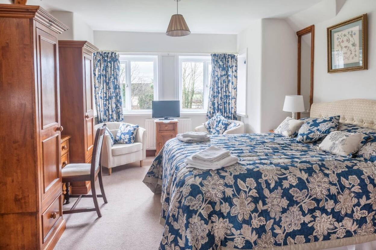 오크햄프턴 Knole Farm B&B 외부 사진